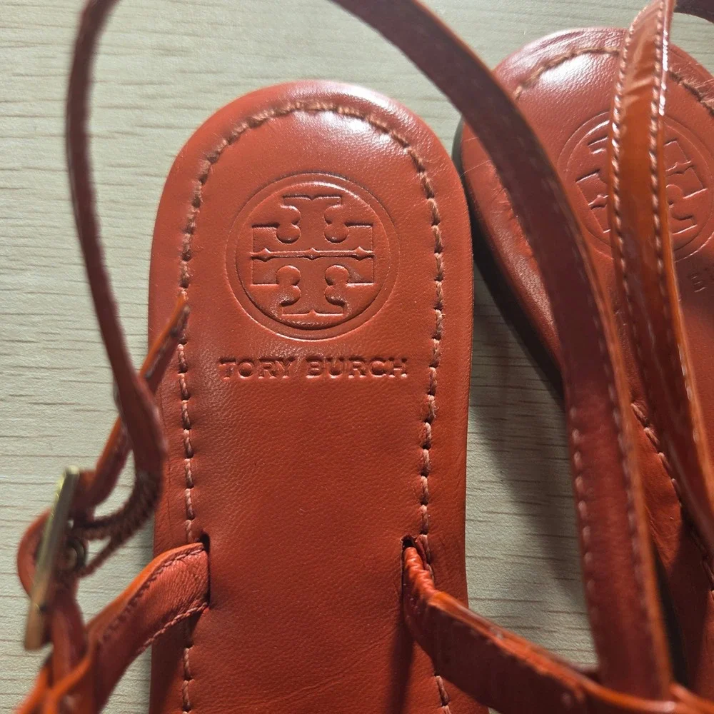 Tory Burch Miller Patent Leather Logo Sandals Orange Gold Size 6.5 M